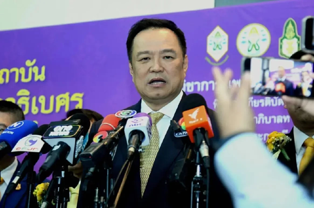 'อนุทิน' ล้างคำสั่ง 'ภูมิธรรม' เอา 'โป๊กเกอร์' กลับสู่การพนัน