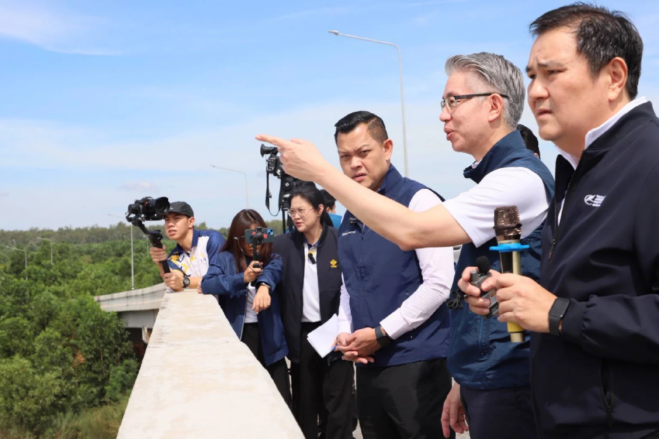 'ธนกร' ชู ATTRIC คืบ 80% ดึงลงทุนปีละ 1 พันล้าน ดันไทยฮับยานยนต์อนาคต