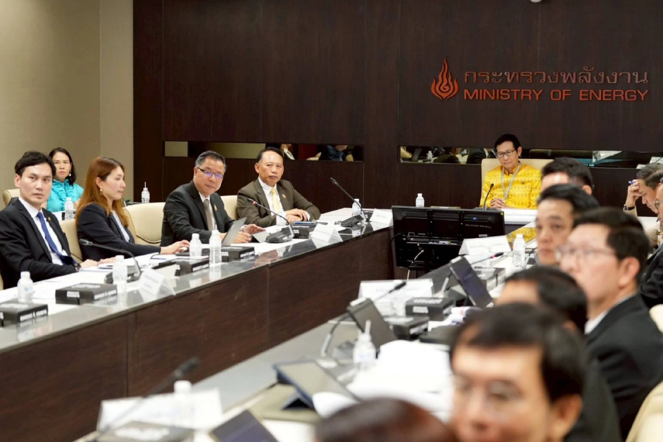 'อรรถพล' ถก 3 การไฟฟ้า เร่ง Direct PPA ดึง 6.5 หมื่นล้าน พร้อมดันโซลาร์ภาคเกษตร