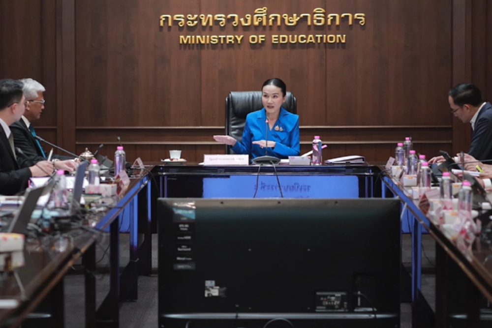 “นฤมล”นำถกบอร์ด สกสค.ลุยแก้หนี้ครู เร่งตั้งสหกรณ์กลางปรับหนี้