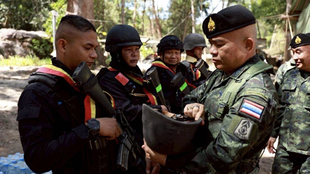 ‘มทภ.2’ ลุยเช็กความพร้อมรบชายแดน ‘กัมพูชา’