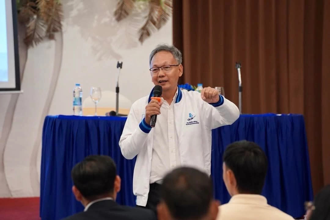 เปิดชื่อ 5 รองหัวหน้า ปชป.รายภาค 'สาธิต' ชวด 'เมฆินทร์' คุมภาคกลาง