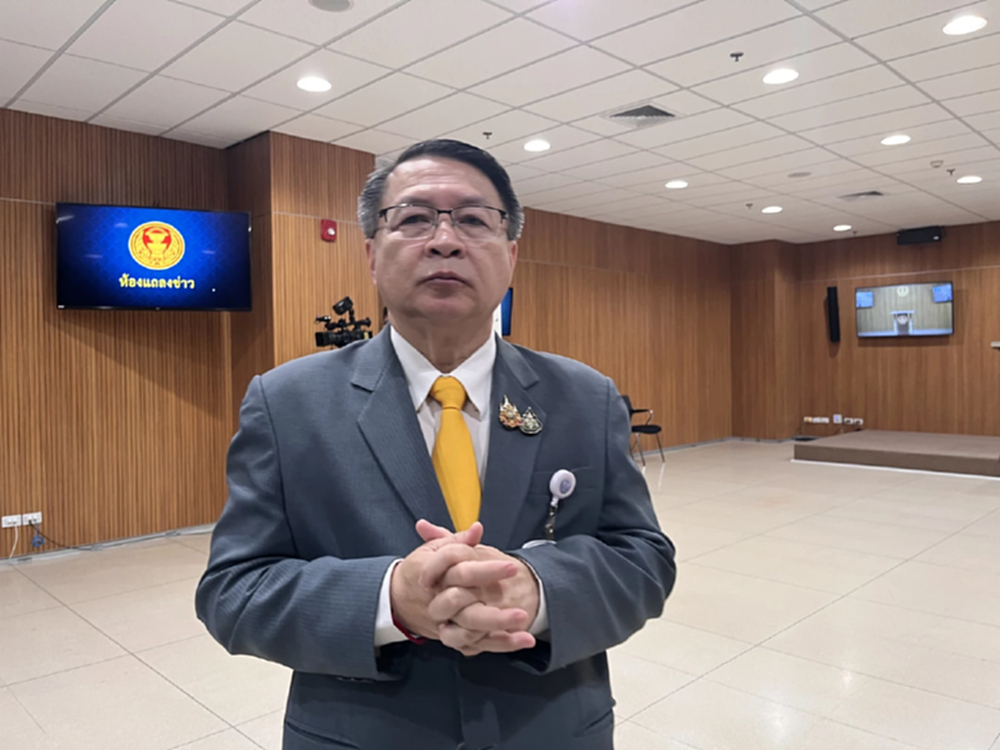 'เปรมศักดิ์' โวย 'ไชยชนก' เบี้ยวตอบกระทู้ ชงกมธ.สอบ ปมสินบน40ล้าน