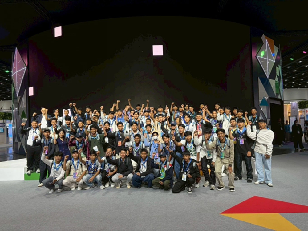 คณะเยาวชนโครงการ 'สานใจไทย สู่ใจใต้' รุ่นที่ 45 เรียนรู้แนวคิด Rapartment Store