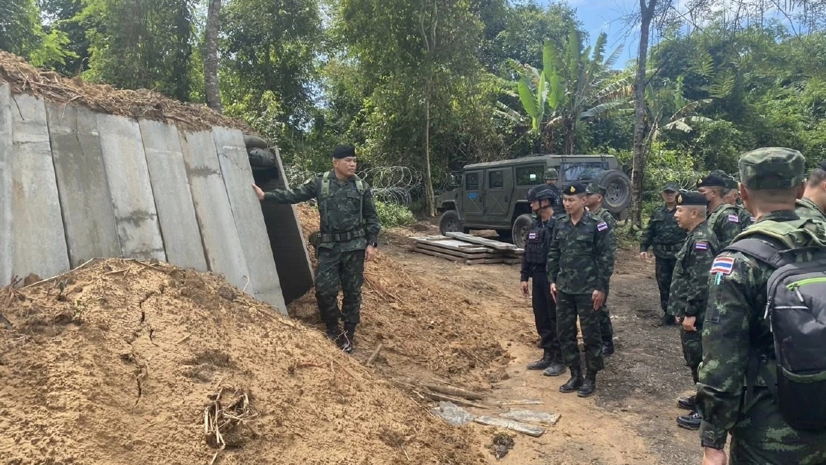 ‘กองทัพ’ สร้างหลุมบุคคลคู่ ช่องอานม้า ลั่น พร้อมลุยปกป้องอธิปไตย