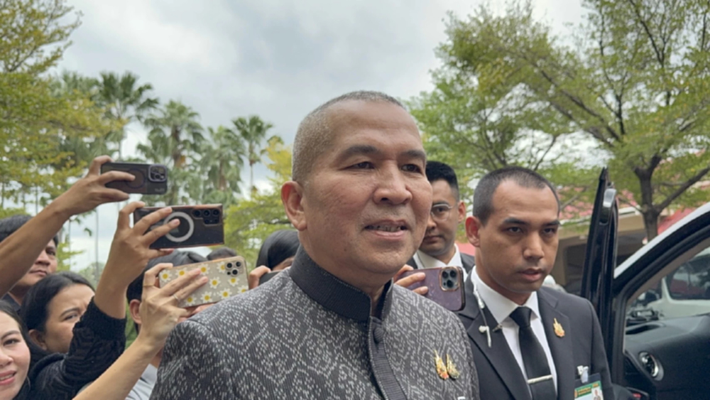 'รมว.ยุติธรรม'  ชี้ ส่ง 'ทักษิณ' รักษาตัว รพ. ต้องผ่านการประเมินอาการจากแพทย์