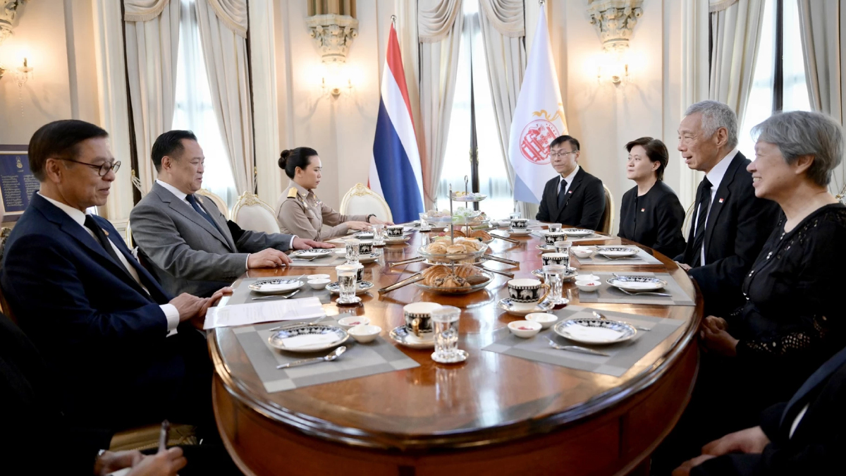 ‘อนุทิน’ เปิดทำเนียบฯ เลี้ยงน้ำชา ‘ลี เซียนลุง‘ อดีตนายกฯ สิงคโปร์