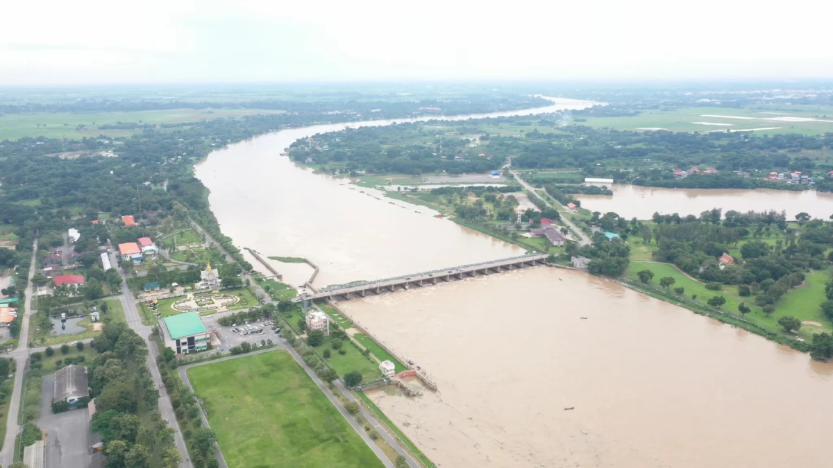 'พายุคัลแมกี' ซัด! กรมชลฯ ปรับแผนระบายน้ำเจ้าพระยา ก่อนวิกฤต