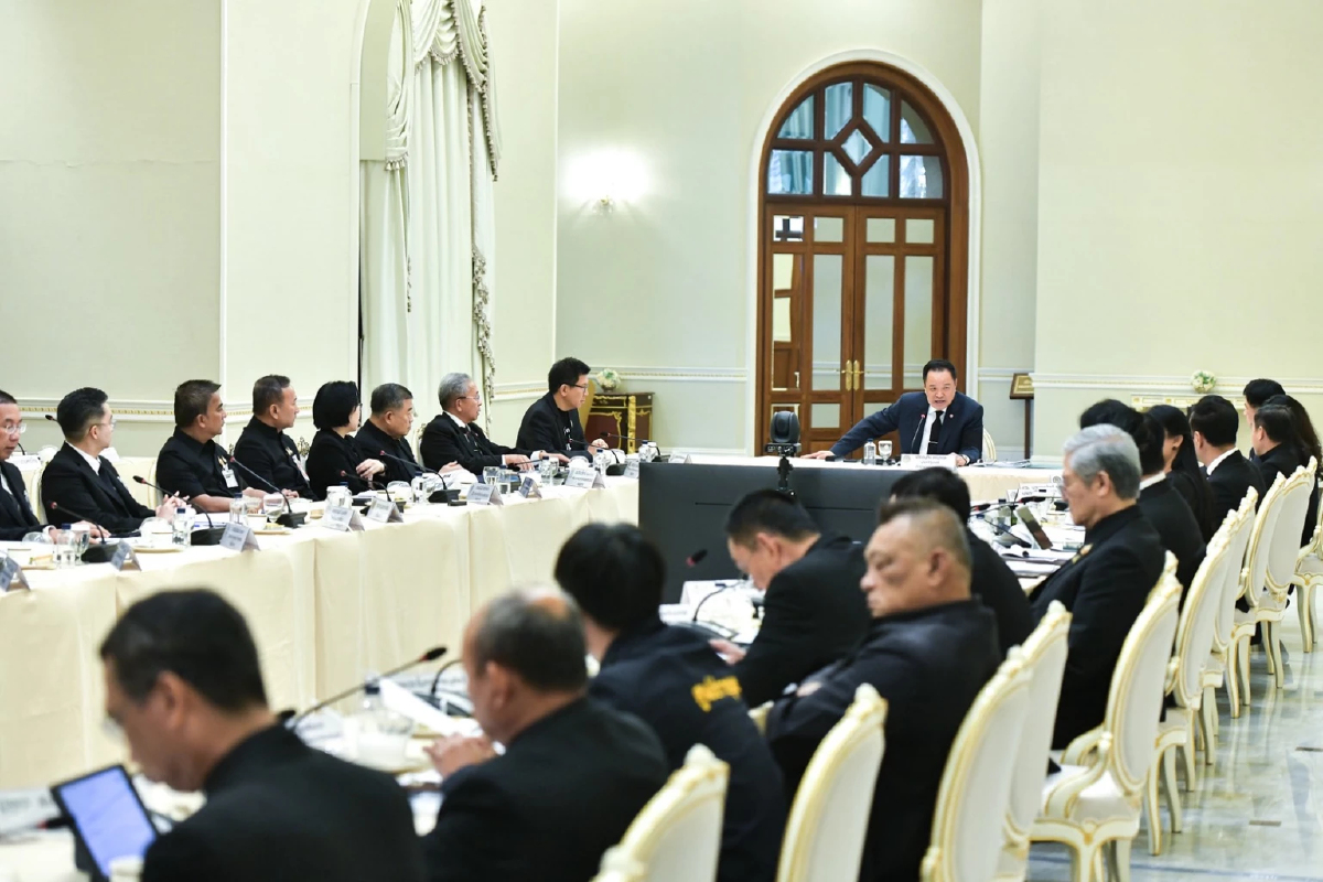 นบข. เดินหน้ามาตรการดูดซับข้าว 3 ล้านตัน สกัดราคาตก หวังหนุนรายได้ชาวนา