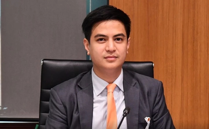 'พริษฐ์' แนะ กกต.ยังแก้ทัน ปมออกเสียงประชามติล่วงหน้านอกเขต