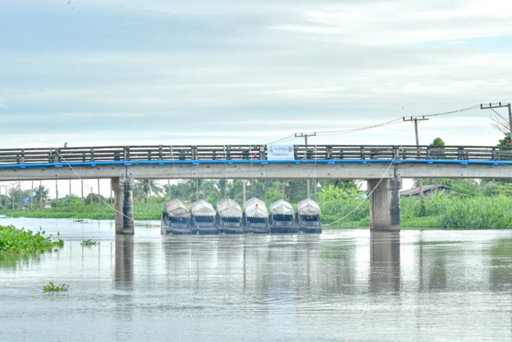 ผบ.ทร.สั่ง ติดตั้งเรือผลักดันน้ำ พื้นที่วิกฤติ บรรเทาความเดือดร้อนประชาชน