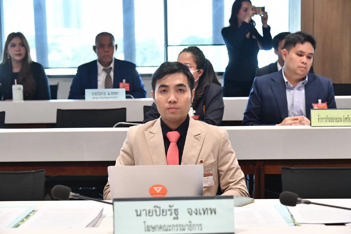 กมธ.มั่นคง นัด 13 พ.ย. เรียก ตร.- นักการเมือง พันสแกมเมอร์