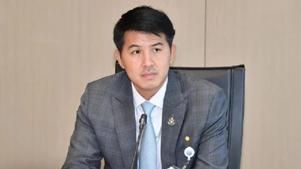 สมบัติ 188 ล้าน-ขุมธุรกิจ ‘อธิรัฐ-เมีย’ ก่อนทิ้ง พปชร.ซบ ปชน.