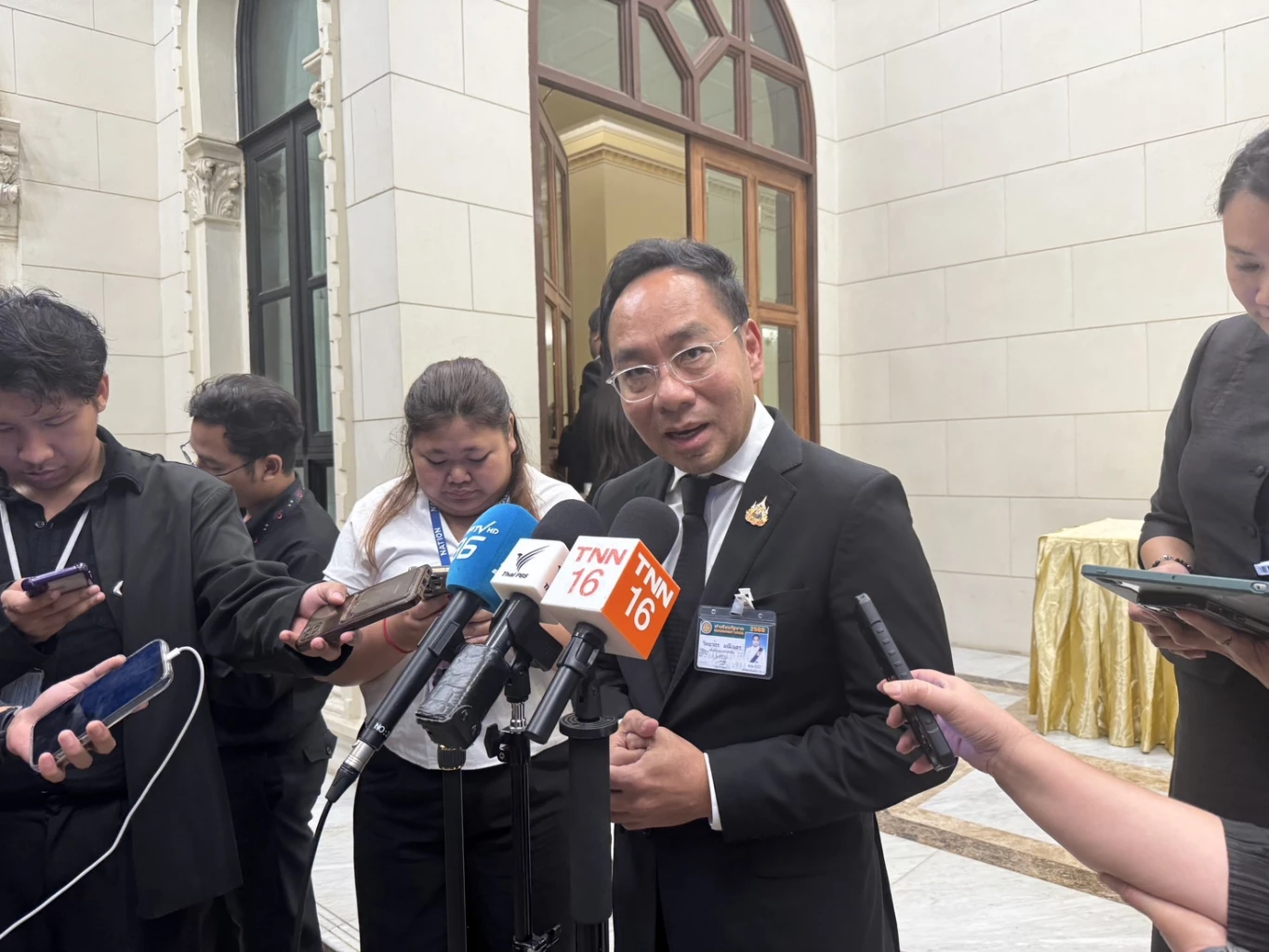 นบข.เคาะดูดซับอุปทานข้าวจากตลาด 3 ล้านตัน หวังดึงราคาขึ้น มองส่งออกข้าวปีนี้ทะลุ 8 ล้านตัน ภาพประกอบข่าว: นบข.เคาะดูดซับอุปทานข้าวจากตลาด 3 ล้านตัน หวังดึงราคาขึ้น มองส่งออกข้าวปีนี้ทะลุ 8 ล้านตัน