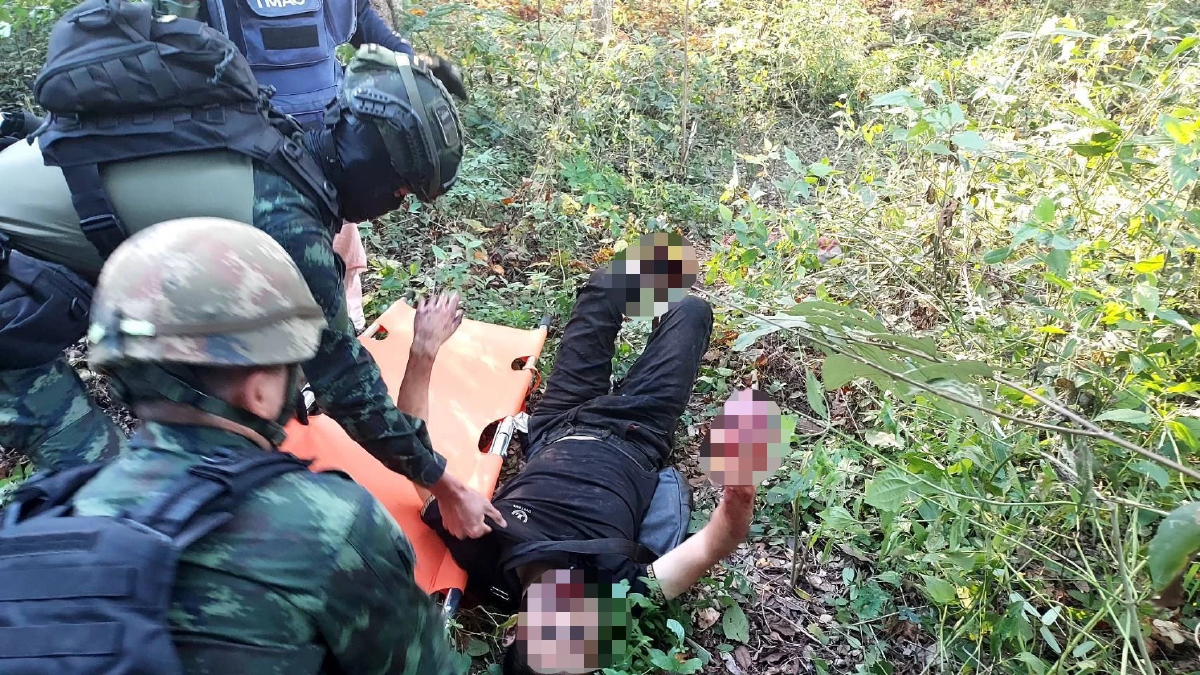 กองกำลังบูรพาช่วยชาวจีน เหยียบกับระเบิดระหว่างลอบข้ามแดน