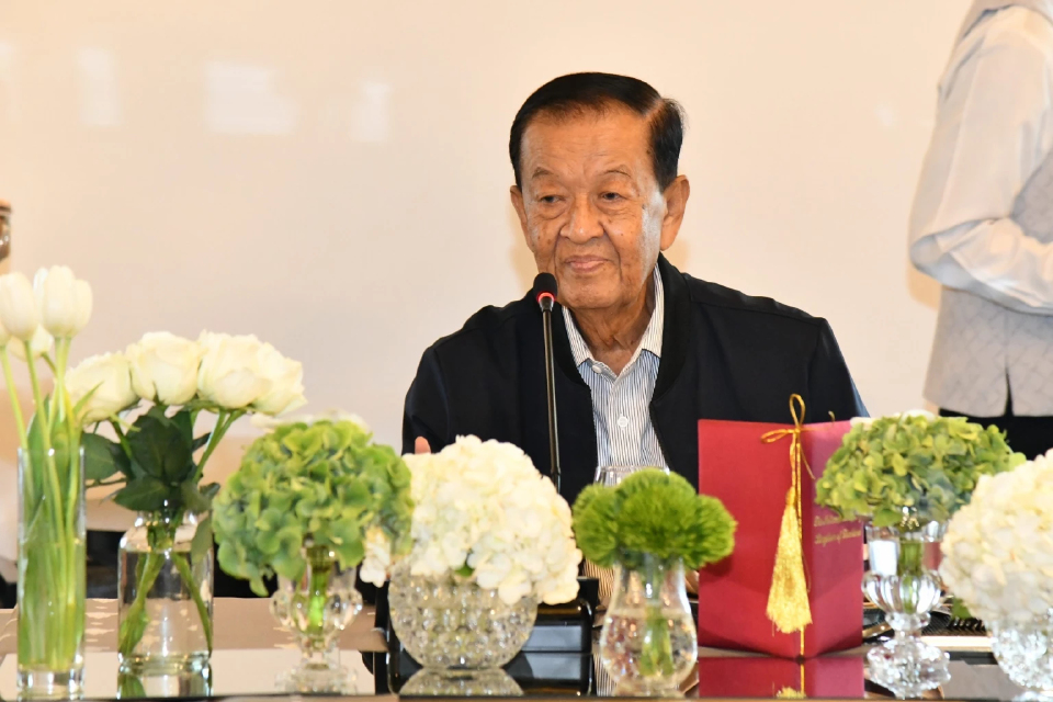 'วันนอร์'วอนทุกฝ่ายลดราวาศอก ดัน แก้รธน.ผ่านก่อนยุบสภา