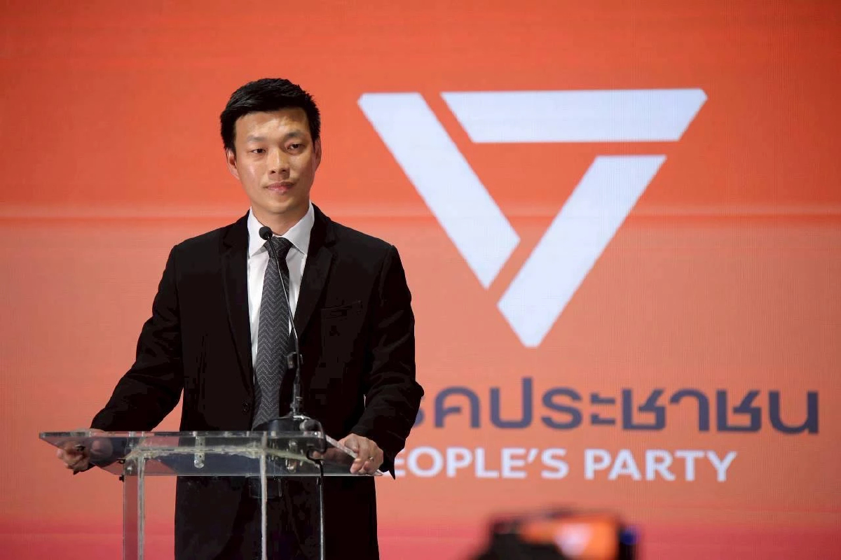 'ณัฐพงษ์' ไม่ฟันธงร่วม 'เพื่อไทย' ซักฟอก ถ้าหวังเปลี่ยนนายกฯ