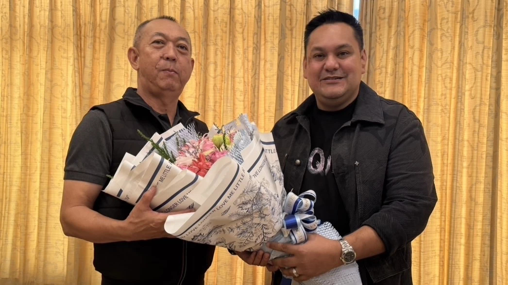 ‘อามินทร์’ หอบดอกไม้ต้อนรับ ‘เฉลิมชัย’ สัญญาณชัด จ่อซบ ‘กล้าธรรม’