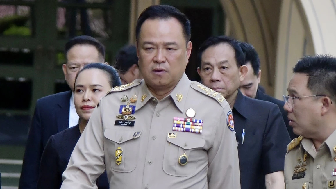 ‘นายกฯ’ สั่ง ‘กองทัพ’ เตรียมพร้อม ‘มท.’ ดูแล ปชช.กรณีมีเหตุปะทะกัมพูชา
