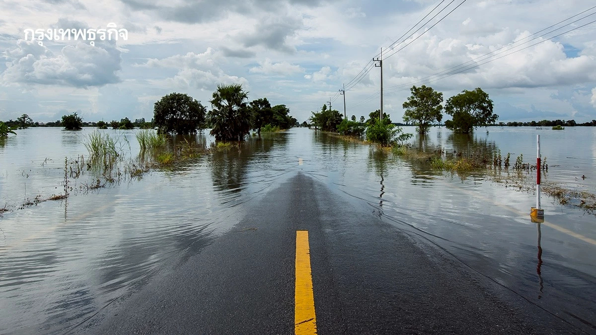 น้ำท่วมภาคใต้ 13 เส้นทางหลัก ตัดขาด ใน 8 จังหวัด แนะเลี่ยงเส้นทาง