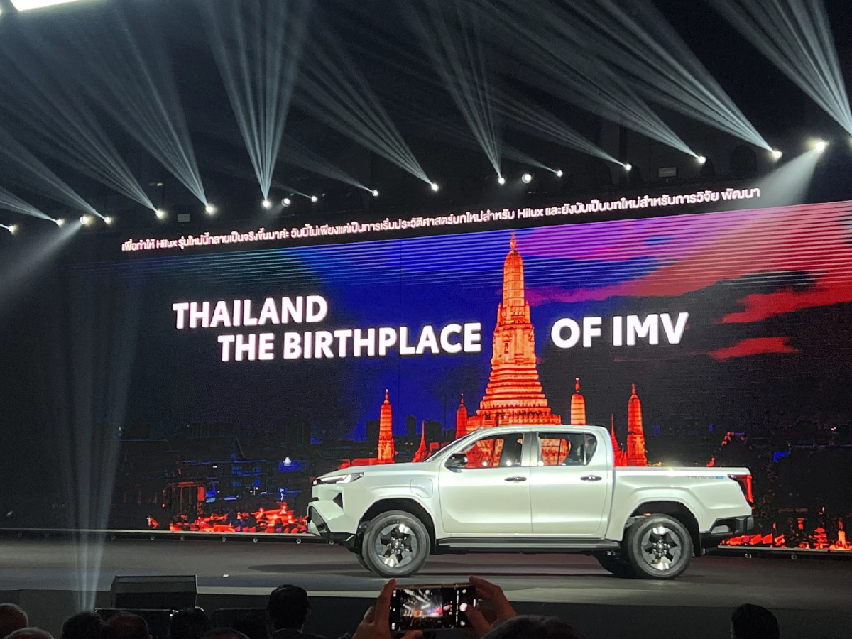 โตโยต้า เสริมตลาดปิกอัพ 'HILUX TRAVO'  เคาะ  789,000-1,366,000 บาท
