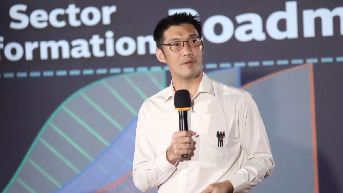 ‘ธนาธร’ ขอโอกาส ‘ปชน.’ ทุ่มงบ6.3 แสนล้าน 8ปี พาไทยประเทศพัฒนาแล้ว