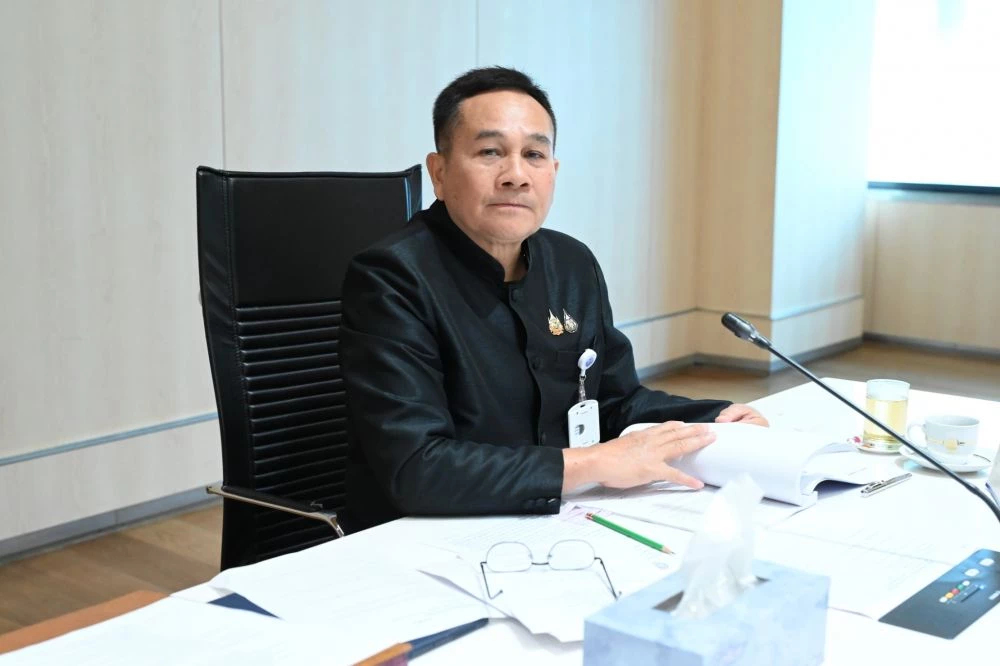 'กมธ.ทหาร' เชิญ 'แม่ทัพกุ้ง' หารือปม คำสั่งลับ หยุดยิง พรุ่งนี้