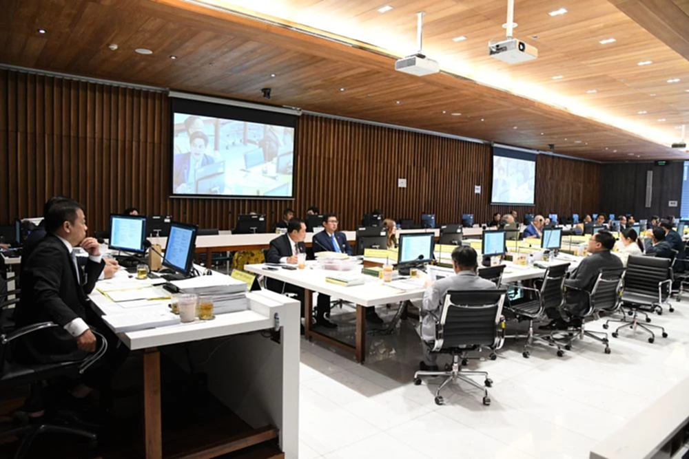 'กมธ.แก้รธน.' เคาะมอบอำนาจ 'รัฐสภา' เลือกองค์กรทำรธน.ใหม่