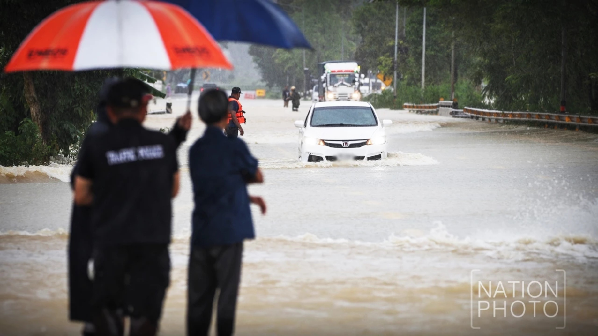 น้ำท่วมภาคใต้ ในวิกฤตต้องผ่านไปให้ได้