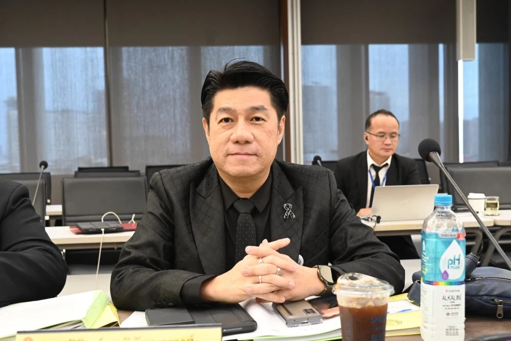 'โฆษกกมธ.แก้รธน.' เผยมติเคาะเวลาทำรธน.ใหม่ภายใน 360 วัน