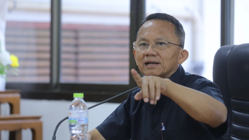 ‘สมศักดิ์’ ส่ง สส.พท.ประสาน อบจ. ช่วย ปชช. น้ำท่วม สุโขทัย กว่าหมื่นครัวเรือน