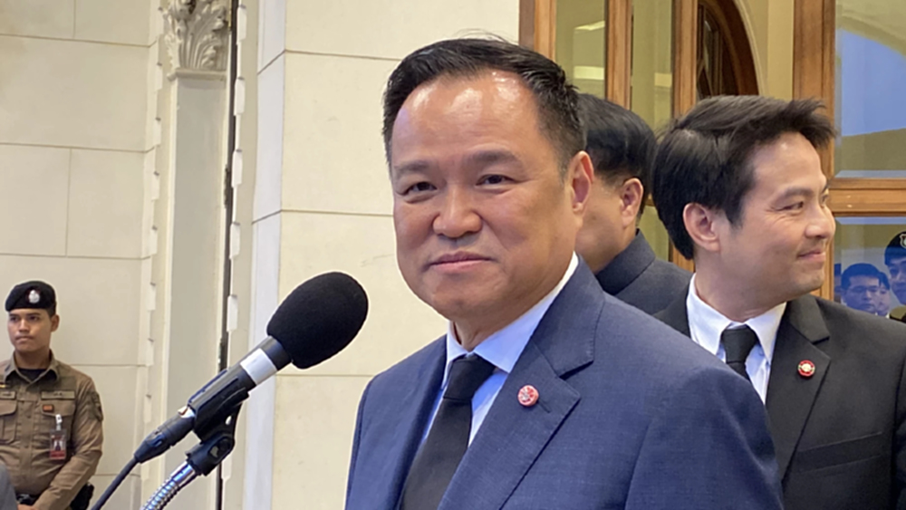 ‘อนุทิน’ จำไม่ได้ ทูลเกล้าฯ ขออภัยโทษทักษิณ หรือยัง จ่อถามคลัง 1.76หมื่นล้าน