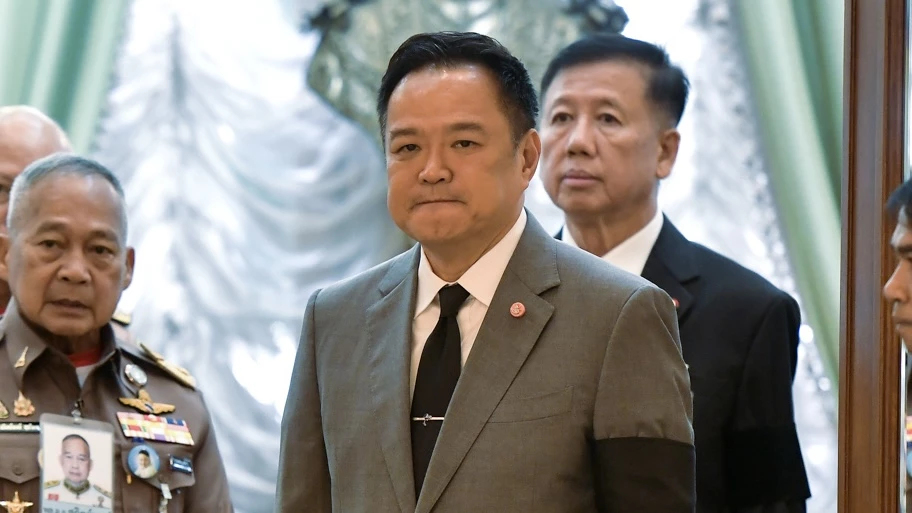 อนุทิน สั่งยกระดับ ‘น้ำท่วมหาดใหญ่’ ระดับ4 ร้ายแรงยิ่ง ตั้งอีกกองบัญชาการฯ