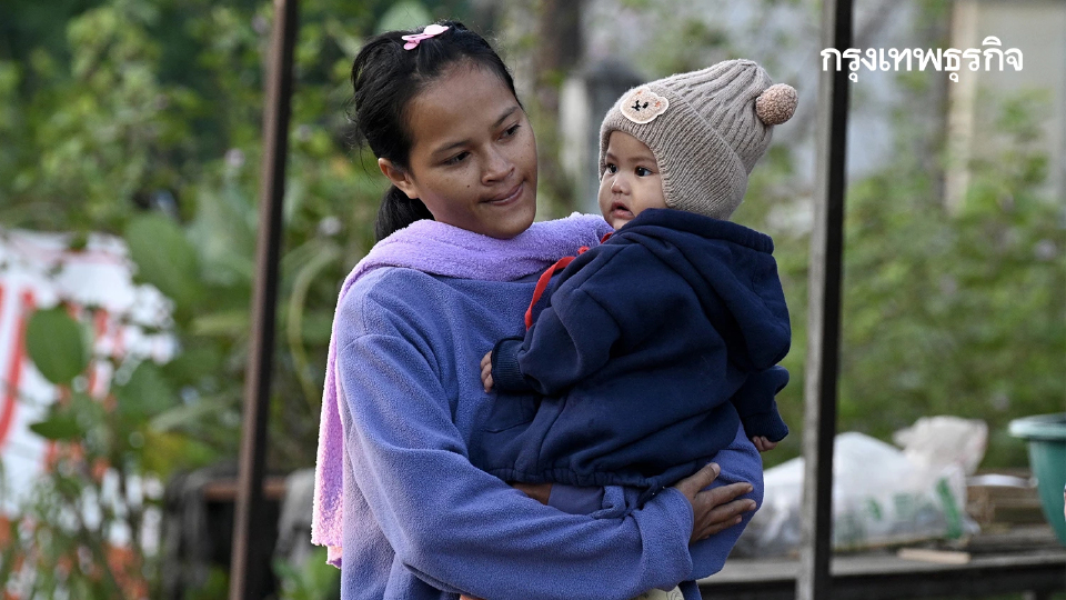 อุณหภูมิลดฮวบ! ชาวพนมดงรัก สุรินทร์ ต้องสวมเสื้อกันหนาวแต่เช้า