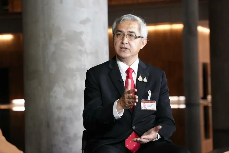 'ก่อแก้ว' แจงเหตุผล พท.พบ 'สนธิ' ดึงคนเป็นศัตรูกลับมาร่วม