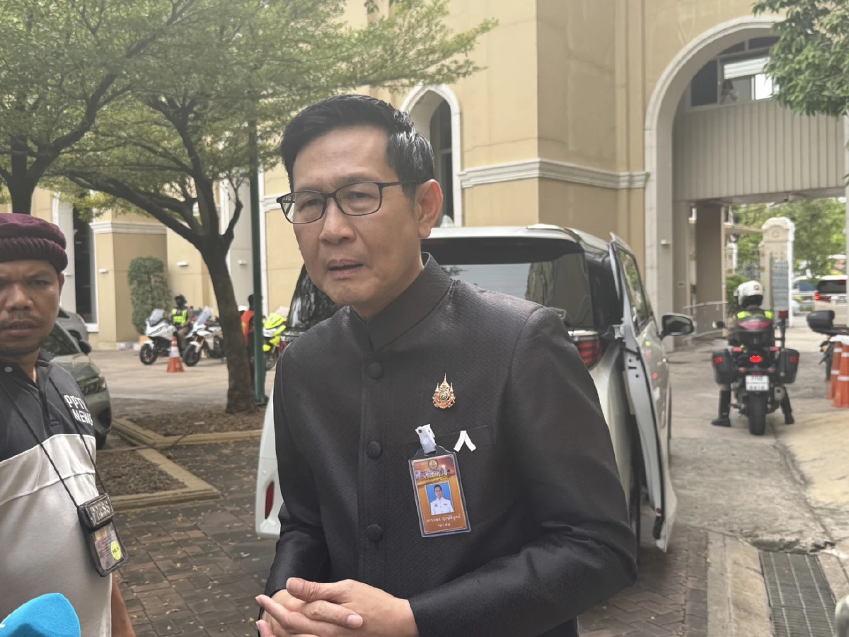 'อรรถพล' สั่งส่งน้ำมันจากสถานีบริการรอบนอก ช่วยหาดใหญ่-สงขลา ยันปริมาณสำรองเพียงพอ