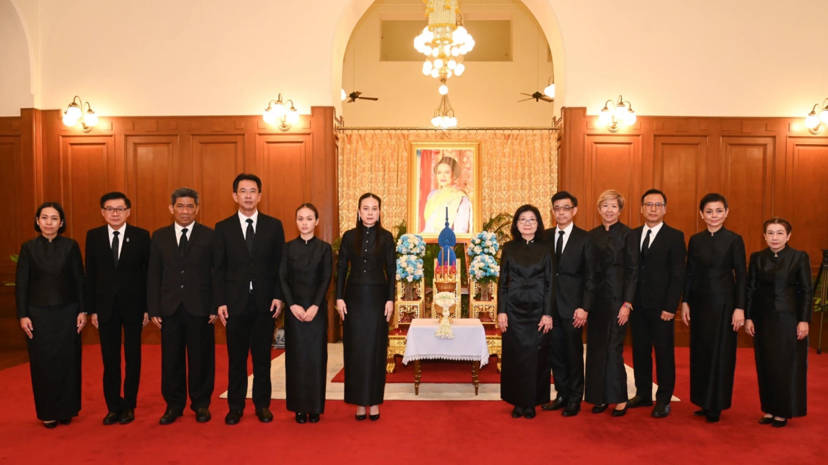 เมืองไทยประกันภัย เข้าถวายสักการะพระบรมศพฯ สมเด็จพระพันปีหลวง