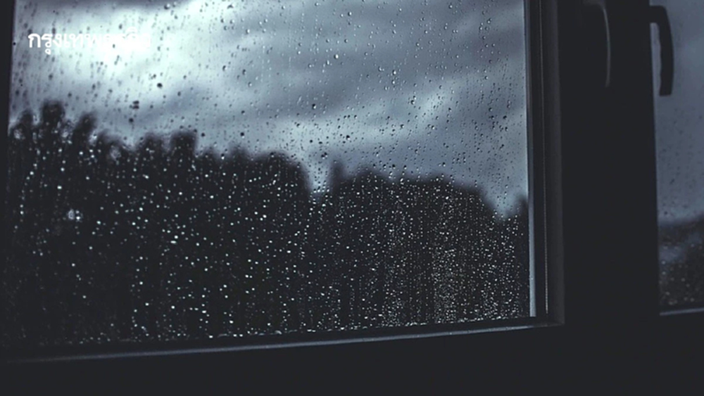 ไขปริศนาฝนตกหนัก 100 มม.กรุงเทพฯ รอดแล้ว มวลอากาศเย็นจีนไล่ 'ร่องมรสุม' ลงใต้