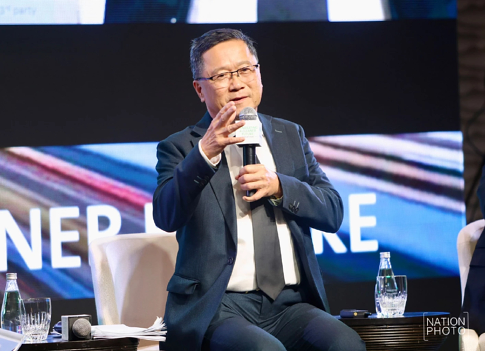 'ชาญศิลป์' ชี้โลกเร่งทดแทนฟอสซิล แนะไทยปรับครั้งใหญ่ ใช้วิกฤติพลิกประเทศ