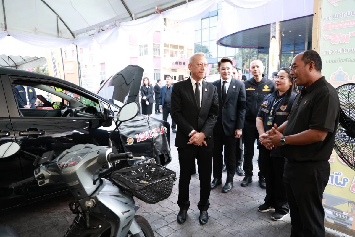 'พิพัฒน์' เปิดแคมเปญปีใหม่ 2569 เข้มปลอดภัย ลดอุบัติเหตุทางถนน 5%