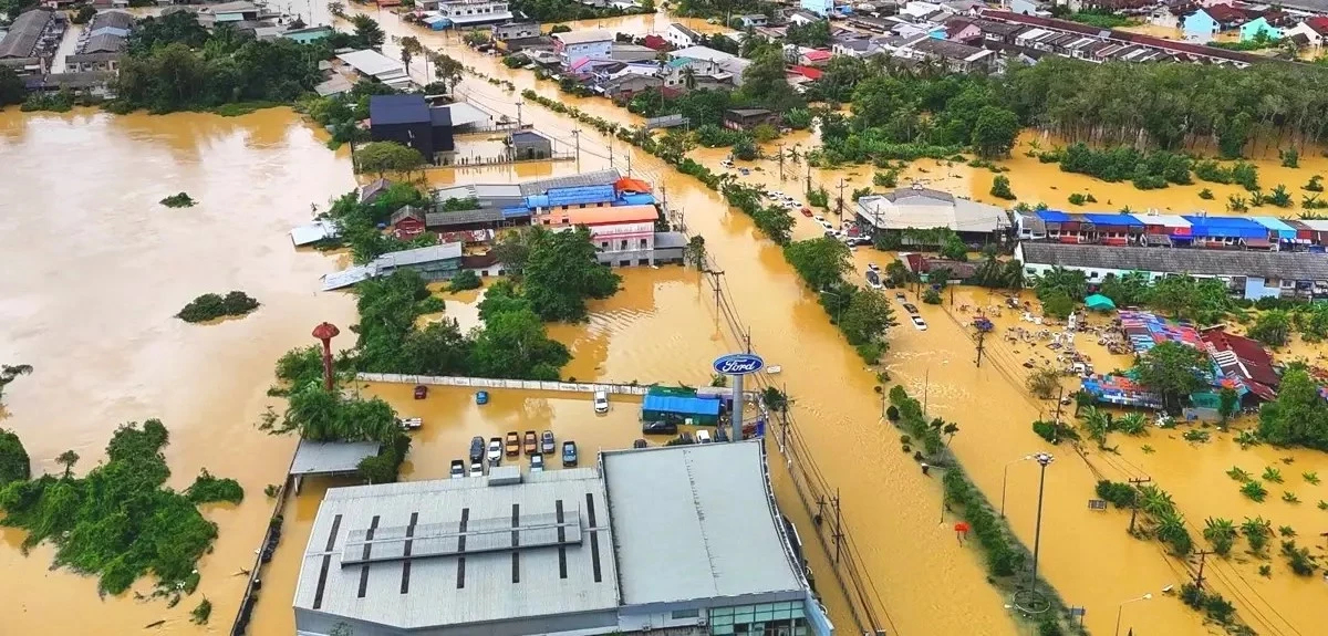 รวมกิจกรรม ยานยนต์ ช่วยเหลือ ผู้ประสบภัยน้ำท่วม จังหวัดภาคใต้