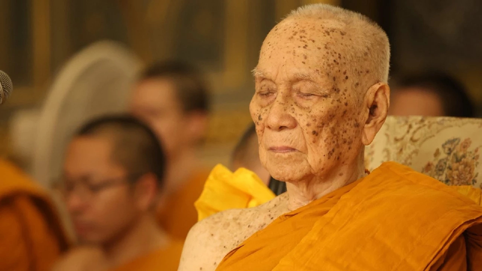 4 พระสงฆ์มรณภาพ น้ำพัดพาจมน้ำท่วมหาดใหญ่ 'พระสังฆราช' มีพระบัญชา
