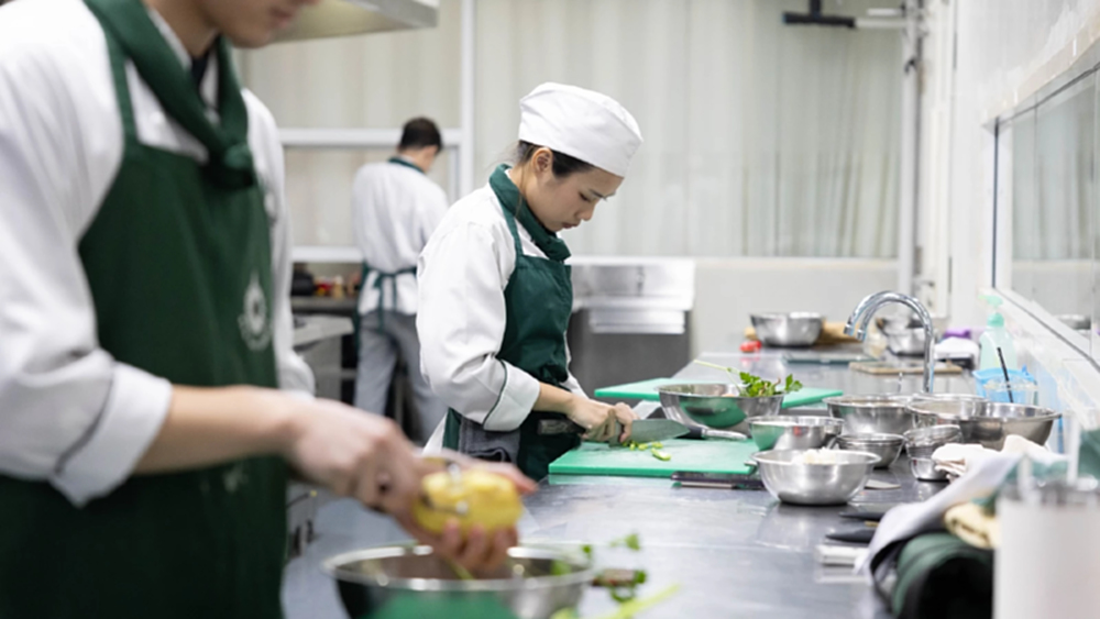 'RSU Chef School' เปิดมุมมองอาหารสุขภาพ เทรนด์อาหารโลก 2025