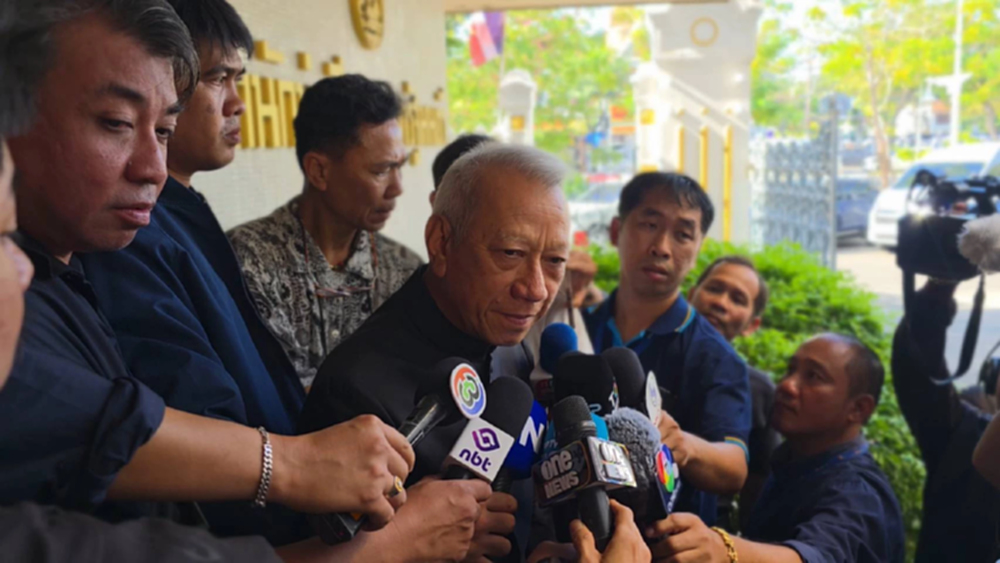 'พิพัฒน์' ย้ำ 'ภูมิใจไทย'ส่งแคนดิเดตนายกฯ ครบ 3 คน วางเป้า สส.ใต้ ไม่ต่ำกว่า 30