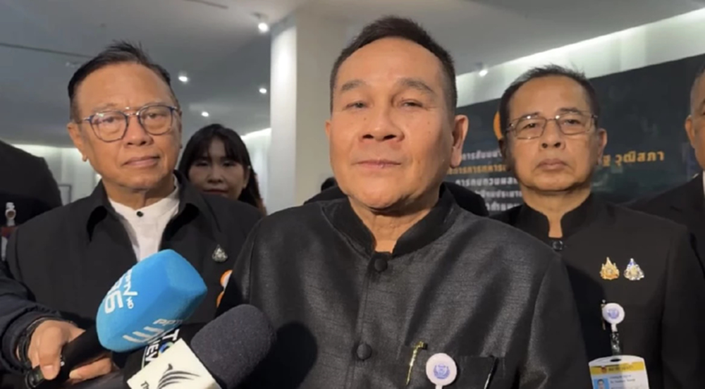 'พล.อ.สวัสดิ์' ไม่ติดใจ 'อนุทิน-เอกนิติ' ร่วมเฟรม 'เบน สมิธ'