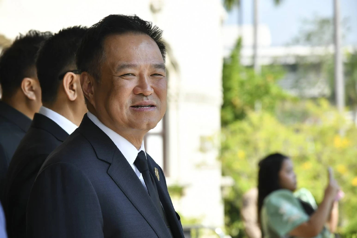 'อนุทิน' สั่ง 'เอกนิติ' หารือแบงก์ชาติ เร่งแก้ปัญหาค่าเงินบาทแข็งค่าเร็ว