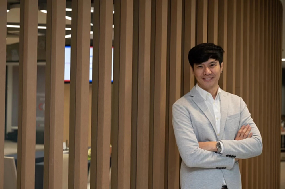 'ป้อม ภาวุธ' เจ้าพ่ออีคอมเมิร์ซ กับก้าวแรกใน 'สนามการเมือง' เมื่อผู้รู้เกมแพลตฟอร์ม ตัดสินใจลงมาเปลี่ยนกติกาเอง