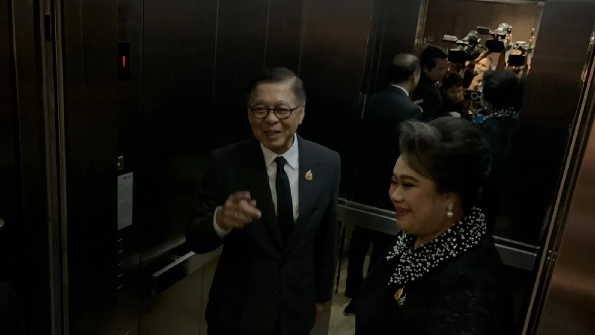 'สีหศักดิ์'เข้าพรรคภท.ปัดนั่งแคนดิเดตนายกฯ-ลงสส. อ้างแค่มาถ่ายรูป