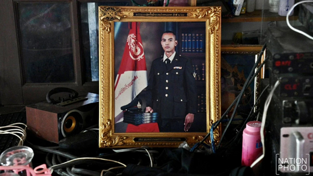 ครอบครัว 'จ่าเริง' จ.ส.อ.สำเริง คลังประโคน วีรบุรุษเนิน 350 ยังเฝ้ารอนำร่างกลับบ้าน