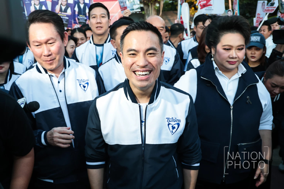 'เอกนัฏ' ขนส่งผู้สมัคร สส.กทม.ภท. เผย 'เอกนิติ-ศุภจี' ช่วยหาเสียง